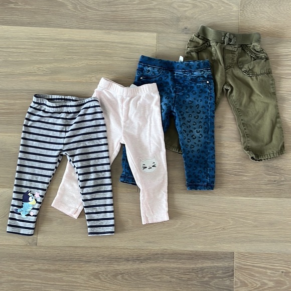 ✨2/$15✨Bluey Pants!! With Bundle of 18mth Toddler Pants - Picture 1 of 9